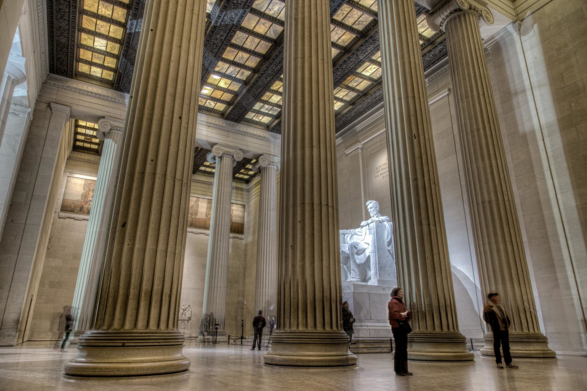 lincoln-memorial-on-the-national-mall-travel-photo-guide