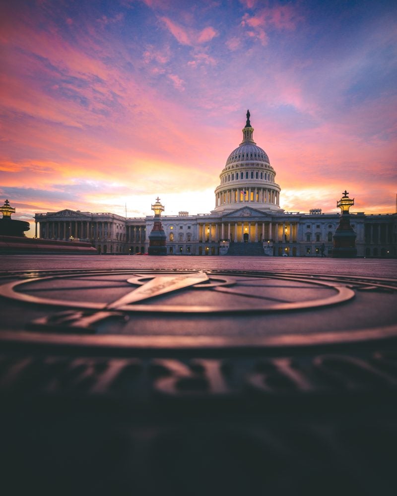 Us Capitol Seal Sunset Reflection