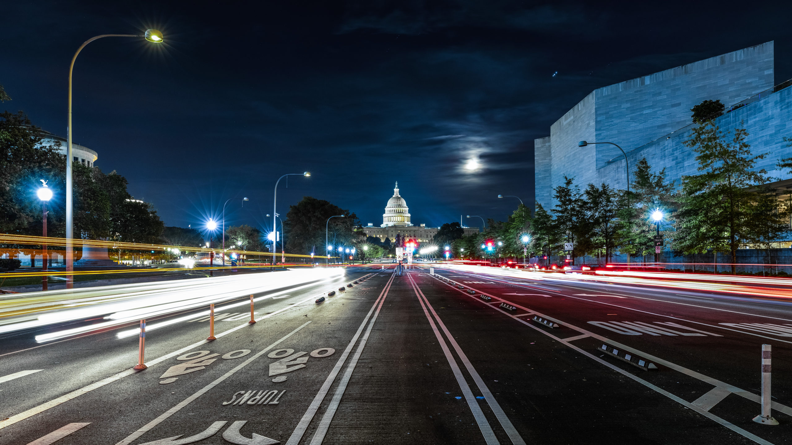 Washington DC Pictures at Night (Photography Inspiration)