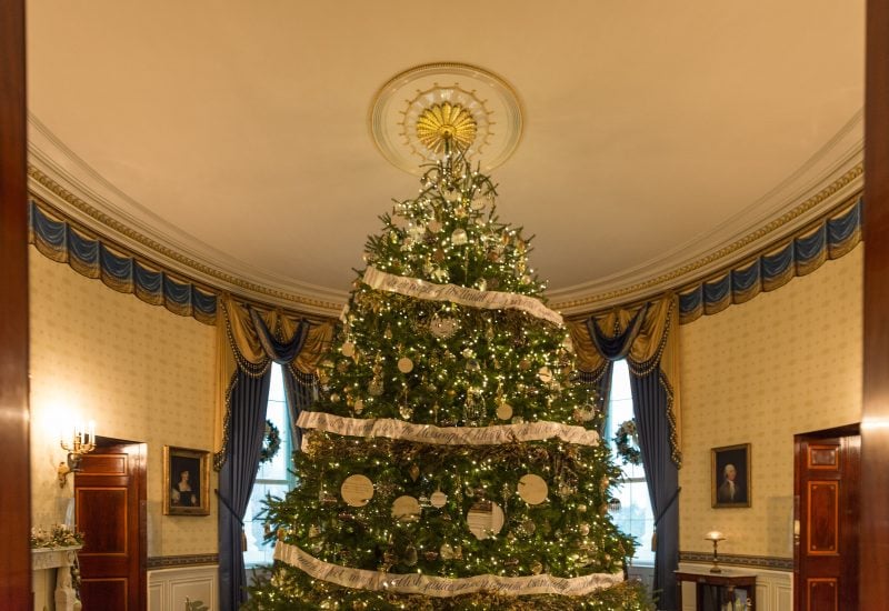 white house holiday tour