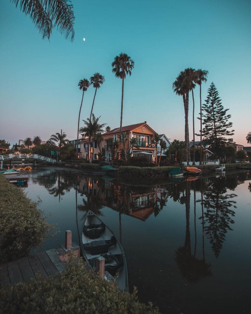 Venice Beach Canals By Roberto Nickson