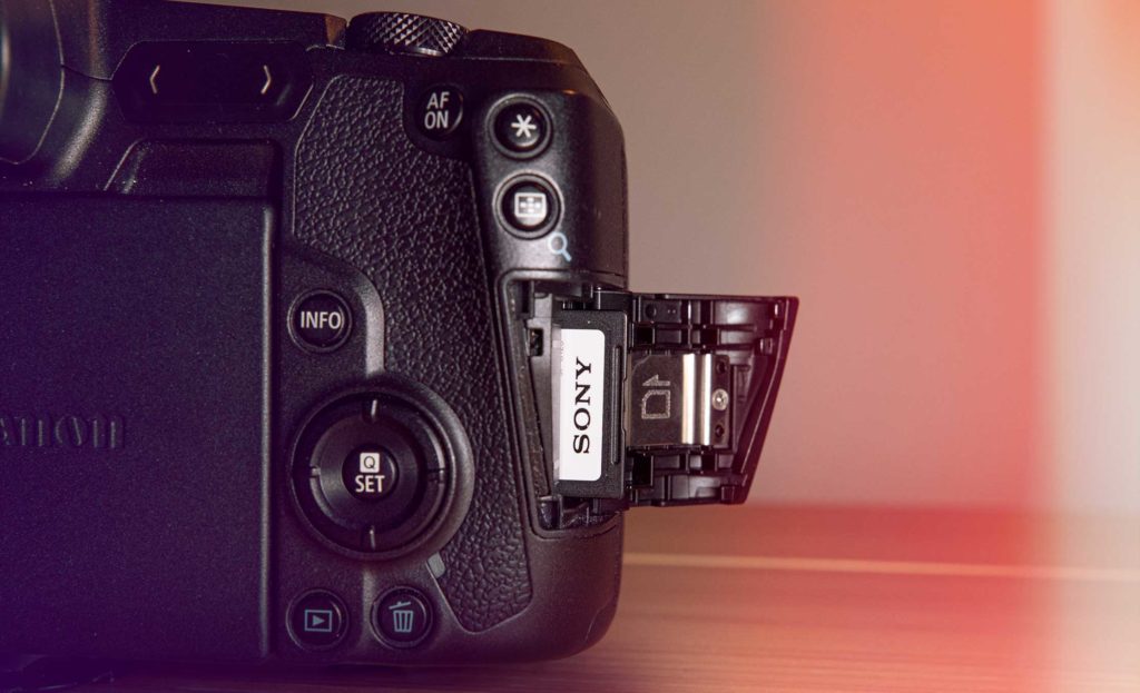 Best Memory Cards for Canon R (SD Card Recommendations)