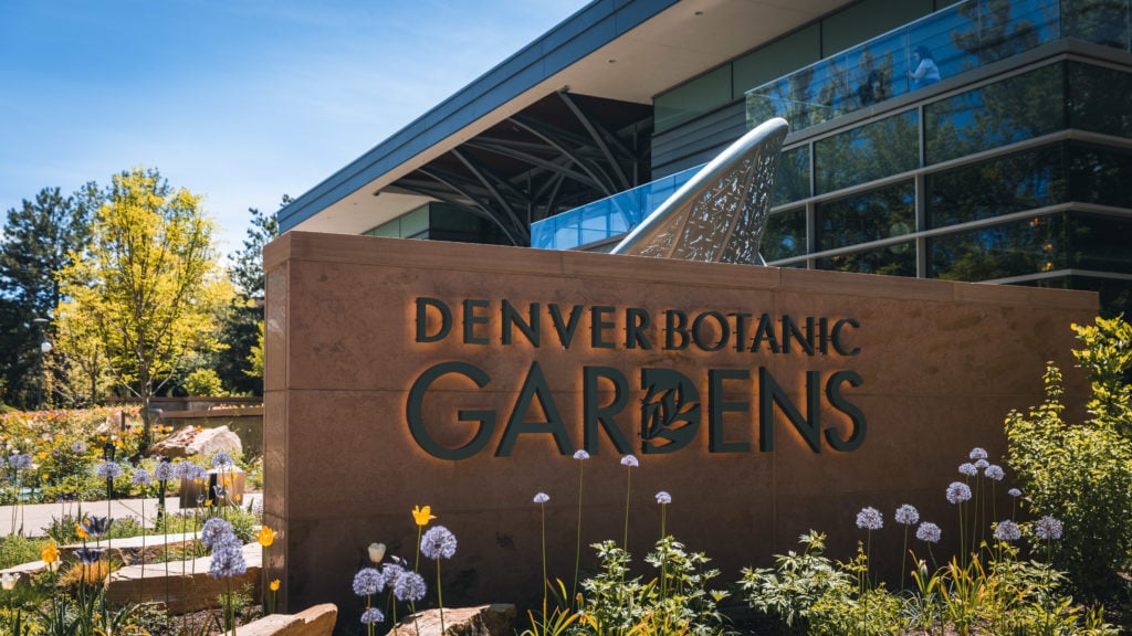 Main sign at the Denver Botanic Gardens