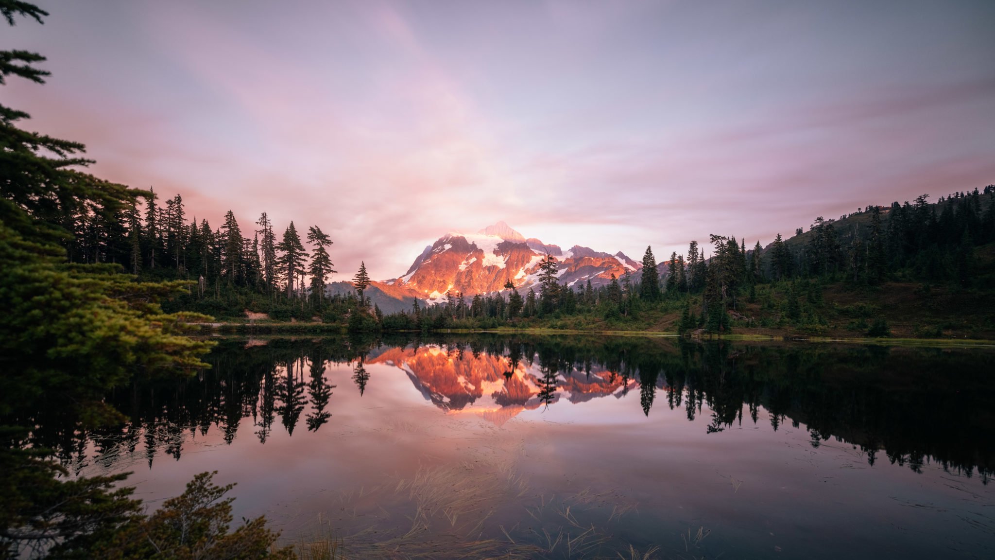 Visiting Picture Lake in Washington State (Tips & Photos)