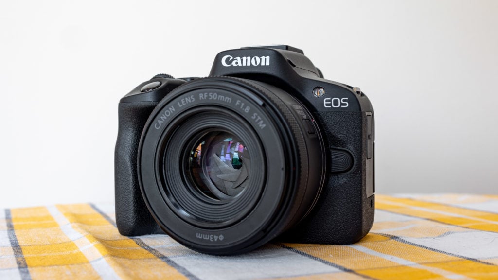 Canon EOS R50 body