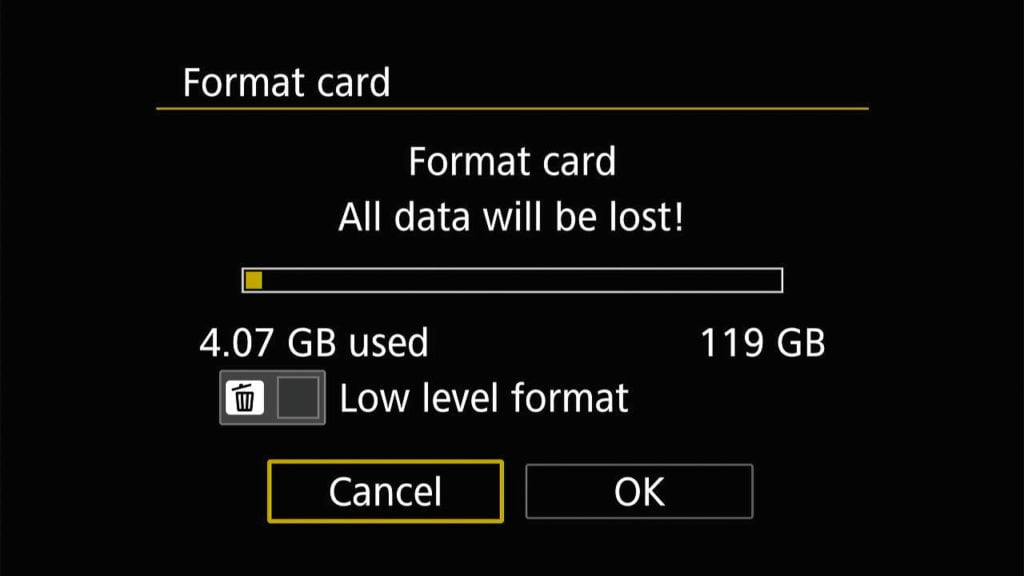 Canon R8 format memory card